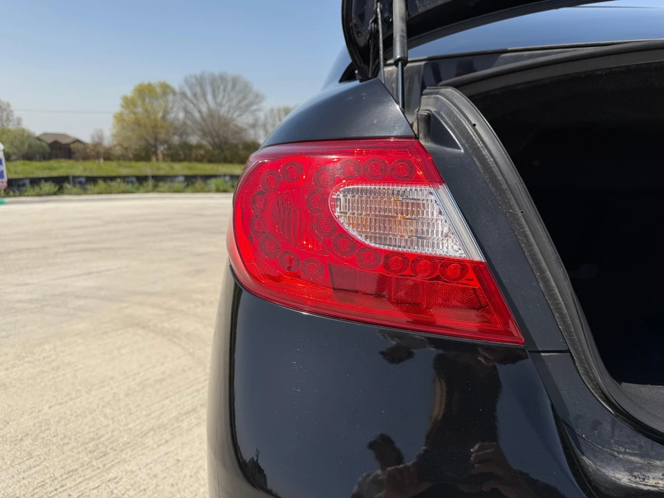 2011 Infiniti M/Q70 4th Gen - Image 21 of 31