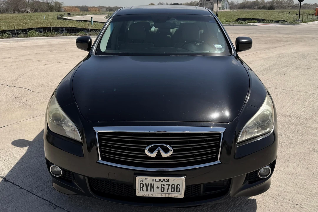 2011 Infiniti M/Q70 4th Gen - Image 2 of 31