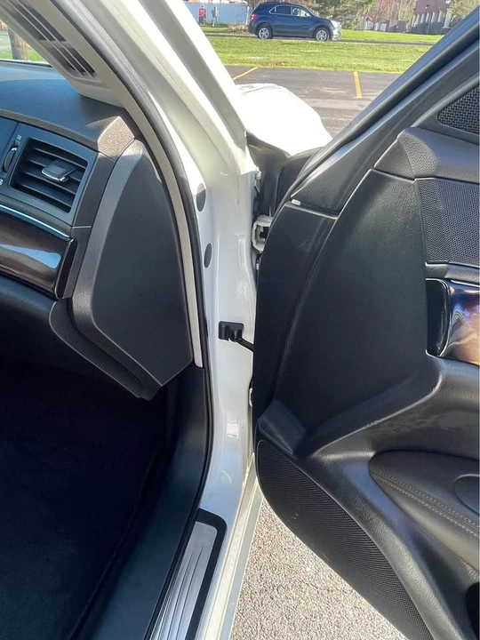 2011 Infiniti M/Q70 4th Gen - Image 11 of 21