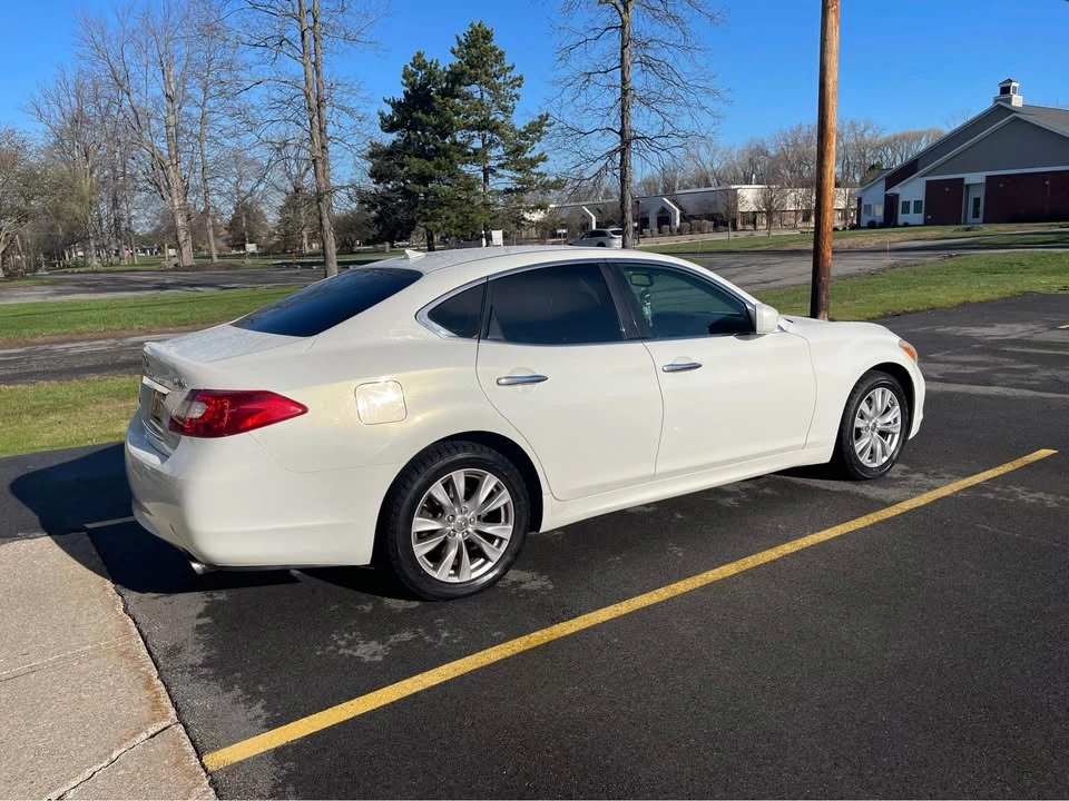 2011 Infiniti M/Q70 4th Gen - Image 18 of 21