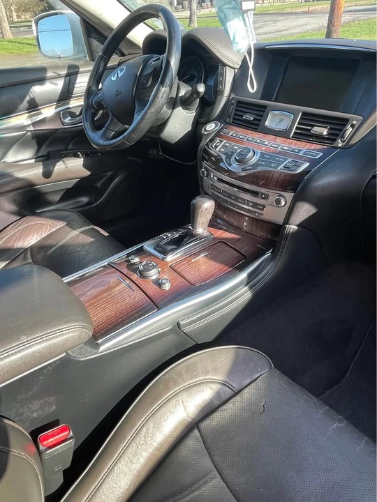 2011 Infiniti M/Q70 4th Gen - Image 10 of 21