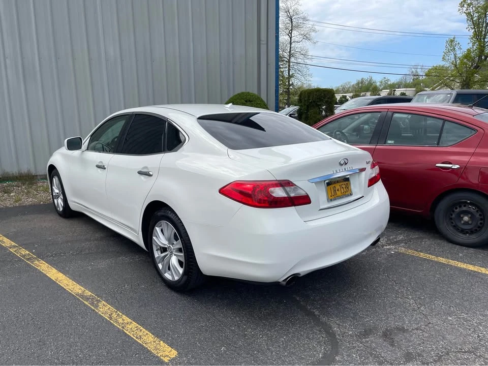 2011 Infiniti M/Q70 4th Gen - Image 19 of 21