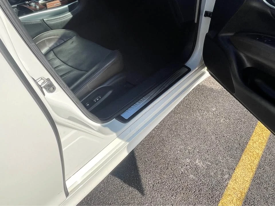 2011 Infiniti M/Q70 4th Gen - Image 12 of 21