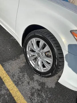 2011 Infiniti M56x