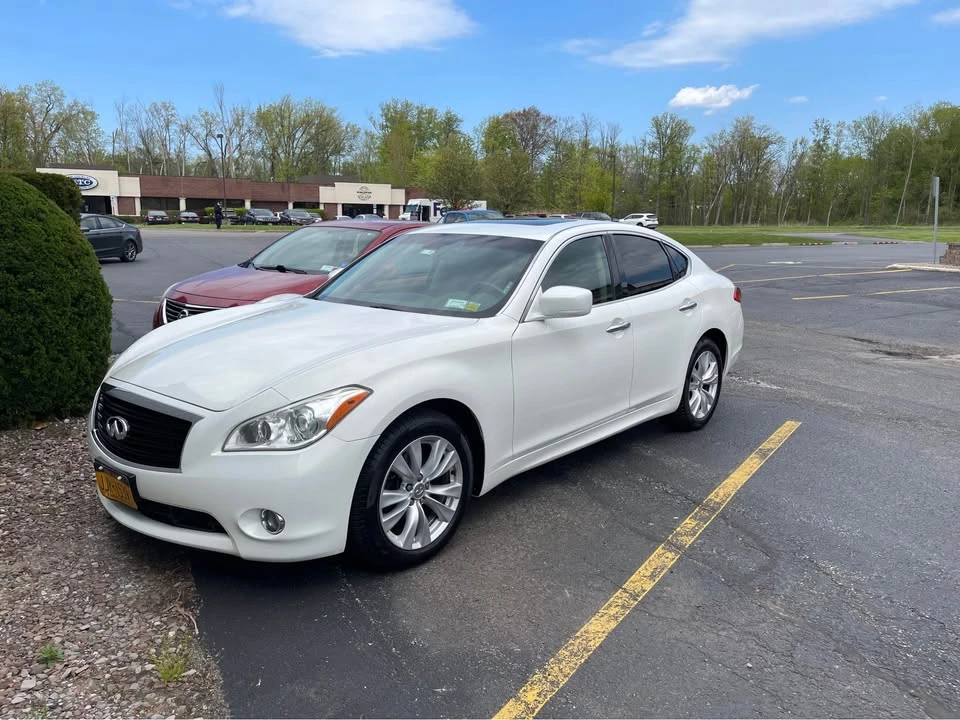 2011 Infiniti M/Q70 4th Gen - Image 20 of 21