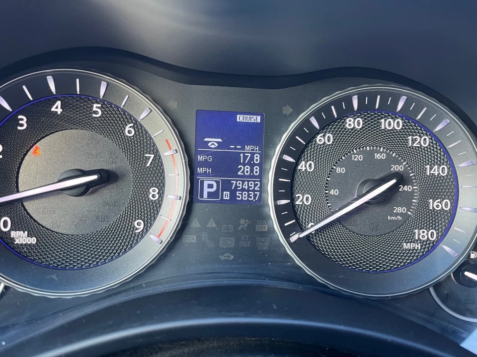 2011 Infiniti M 3rd Gen - Image 8 of 21