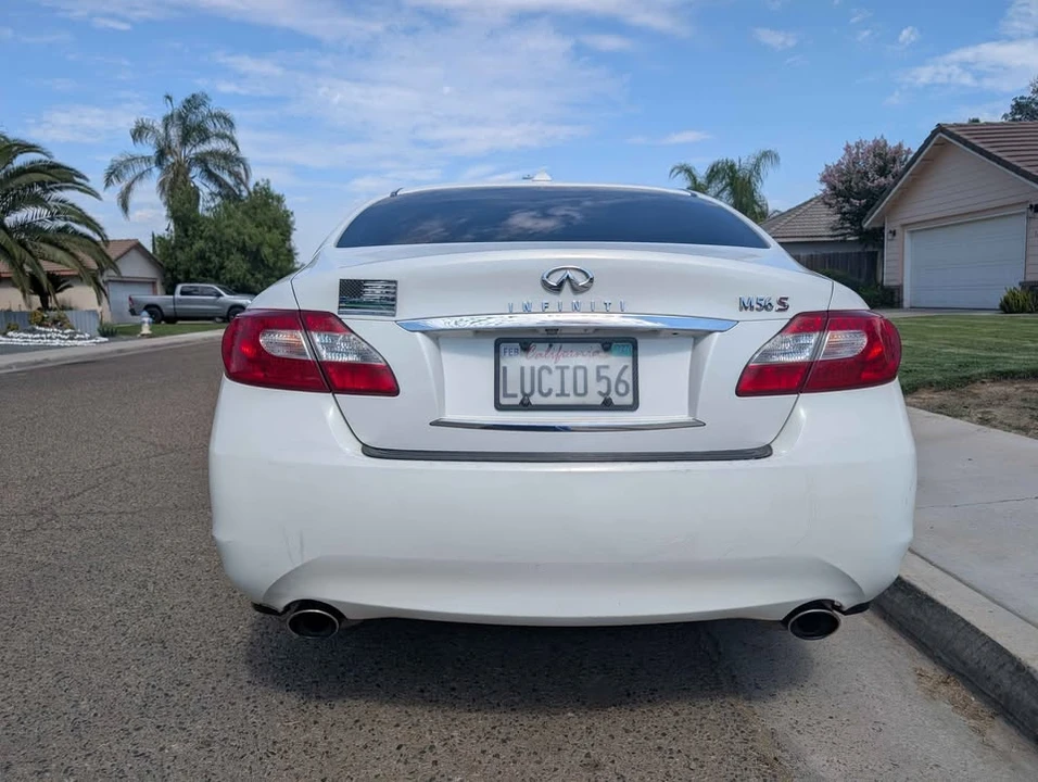 2011 Infiniti M/Q70 4th Gen - Image 11 of 12
