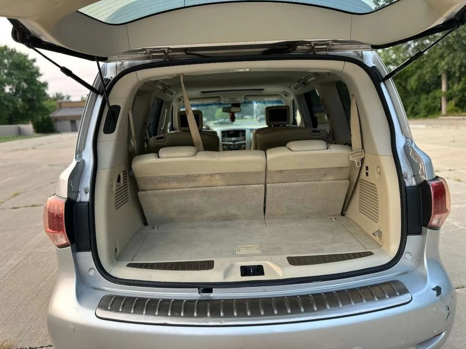2011 Infiniti QX80 - Image 7 of 16