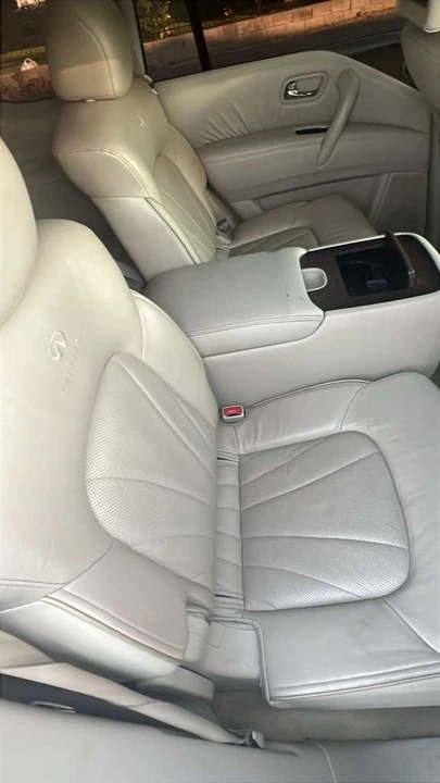 2011 Infiniti QX80 - Image 10 of 14