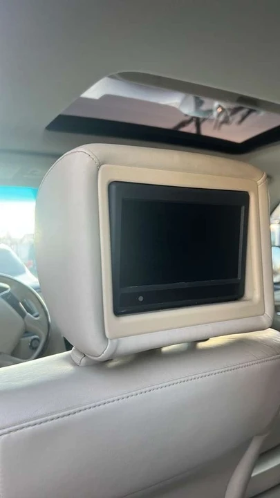 2011 Infiniti QX80 - Image 6 of 14