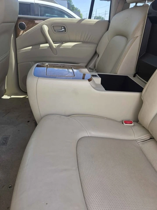 2011 Infiniti QX80 - Image 10 of 19