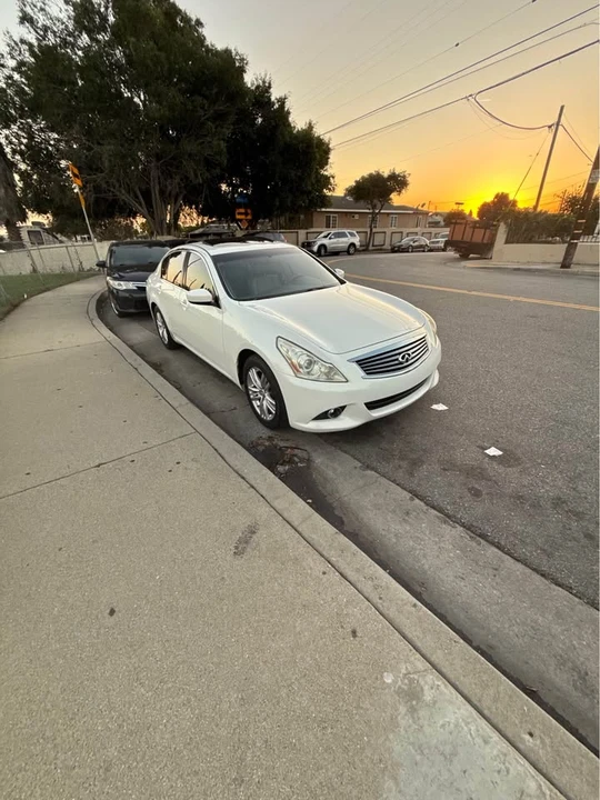 2011 Infiniti G25 4th Gen - Image 15 of 16