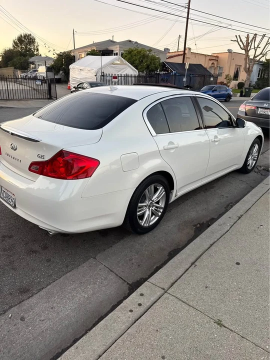 2011 Infiniti G25 4th Gen - Image 14 of 16