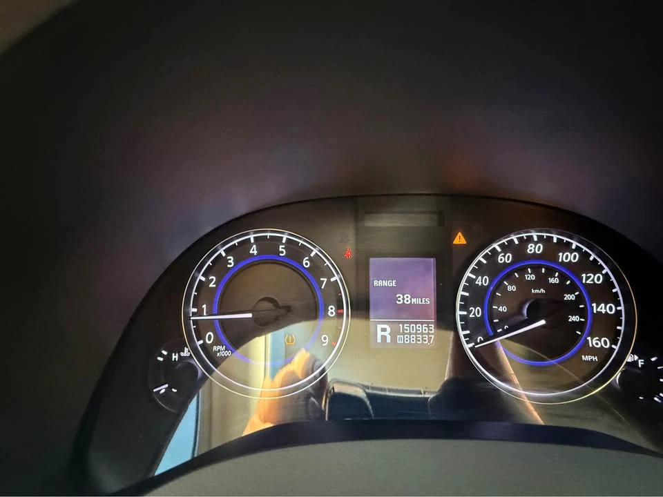 2011 Infiniti G25 4th Gen - Image 11 of 16