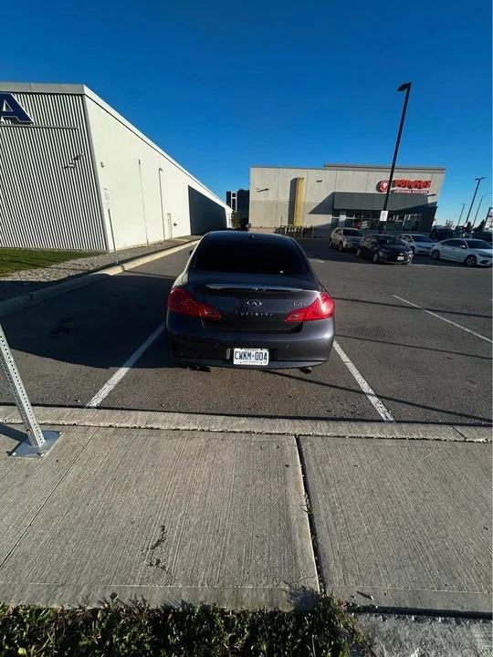 2011 Infiniti G25 4th Gen - Image 2 of 7