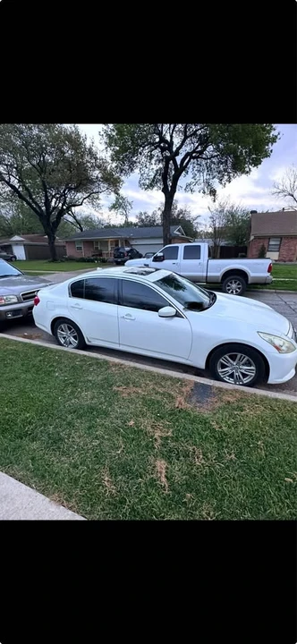 2011 Infiniti G25 4th Gen - Image 2 of 8