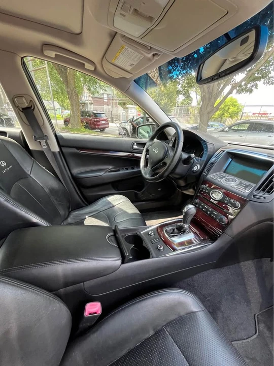 2011 Infiniti G25 4th Gen - Image 2 of 16
