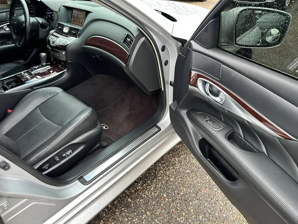 2011 Infiniti M/Q70 4th Gen - Image 17 of 20