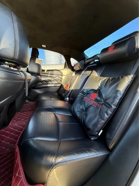 2011 Infiniti M 3rd Gen - Image 12 of 14