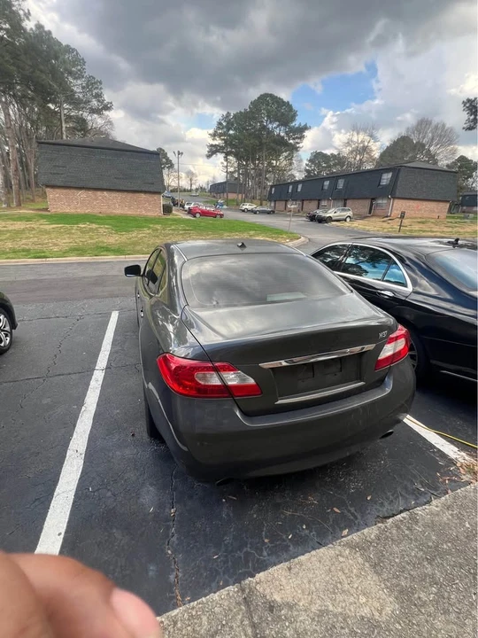 2011 Infiniti M/Q70 4th Gen - Image 6 of 7