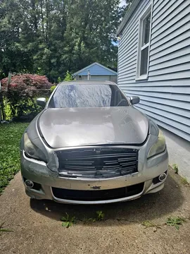 2011 Infiniti M37