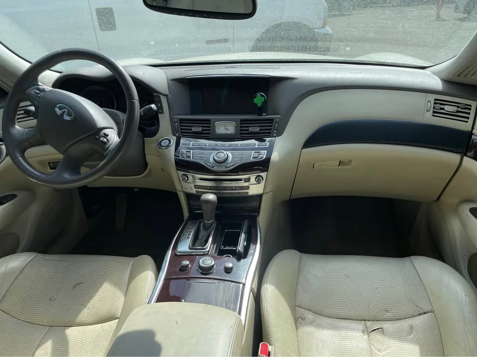 2011 Infiniti M 3rd Gen - Image 7 of 12