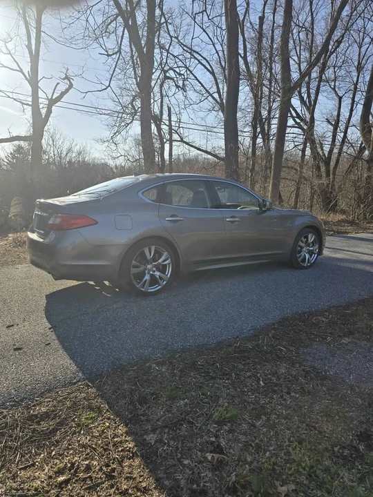 2011 Infiniti M/Q70 4th Gen - Image 5 of 16
