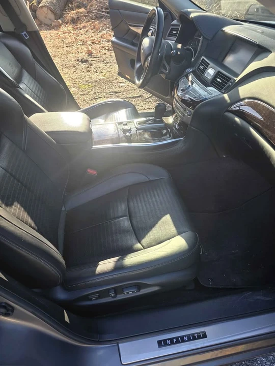 2011 Infiniti M/Q70 4th Gen - Image 12 of 16