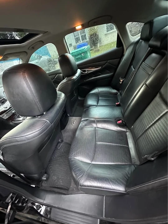 2011 Infiniti M/Q70 4th Gen - Image 9 of 10