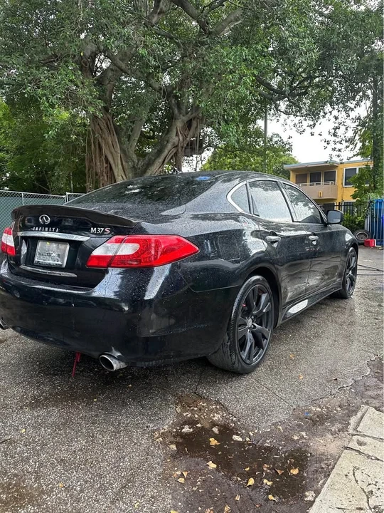 2011 Infiniti M/Q70 4th Gen - Image 5 of 10