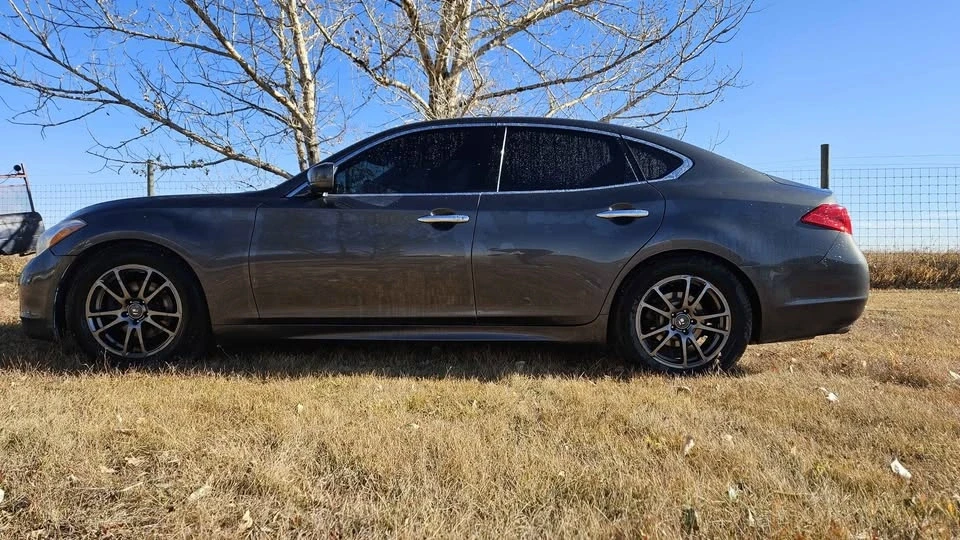 2011 Infiniti M/Q70 4th Gen - Image 3 of 13