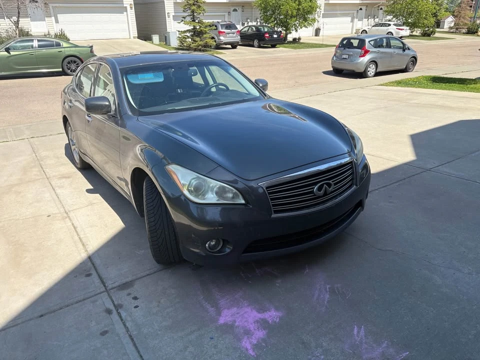 2011 Infiniti M/Q70 4th Gen - Image 2 of 5