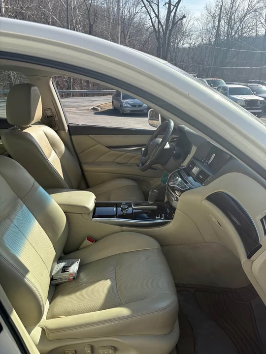 2011 Infiniti M/Q70 4th Gen - Image 9 of 12