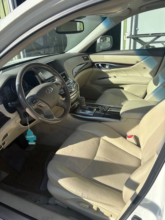 2011 Infiniti M/Q70 4th Gen - Image 7 of 12