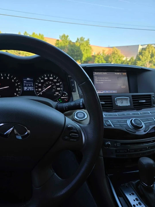 2011 Infiniti M/Q70 4th Gen - Image 8 of 15