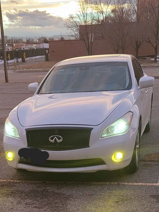 2011 Infiniti M/Q70 4th Gen - Image 6 of 15