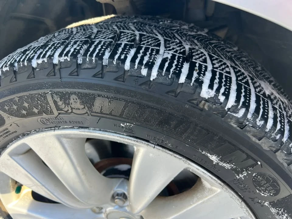 2011 Infiniti M 3rd Gen - Image 19 of 20