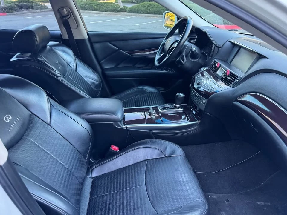 2011 Infiniti M/Q70 4th Gen - Image 6 of 12