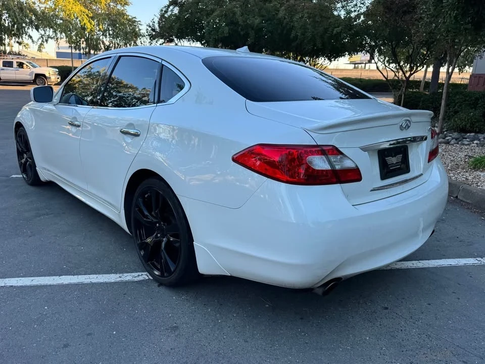 2011 Infiniti M/Q70 4th Gen - Image 4 of 12