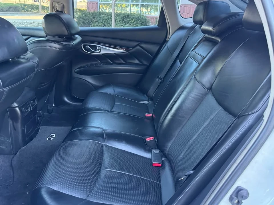 2011 Infiniti M/Q70 4th Gen - Image 7 of 12