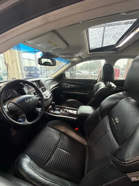 2011 Infiniti M/Q70 4th Gen - Image 6 of 9