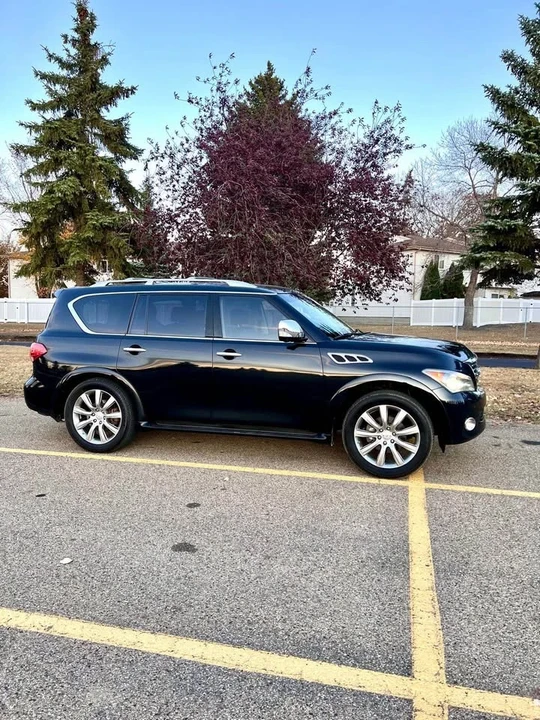 2011 Infiniti QX80 - Image 4 of 16