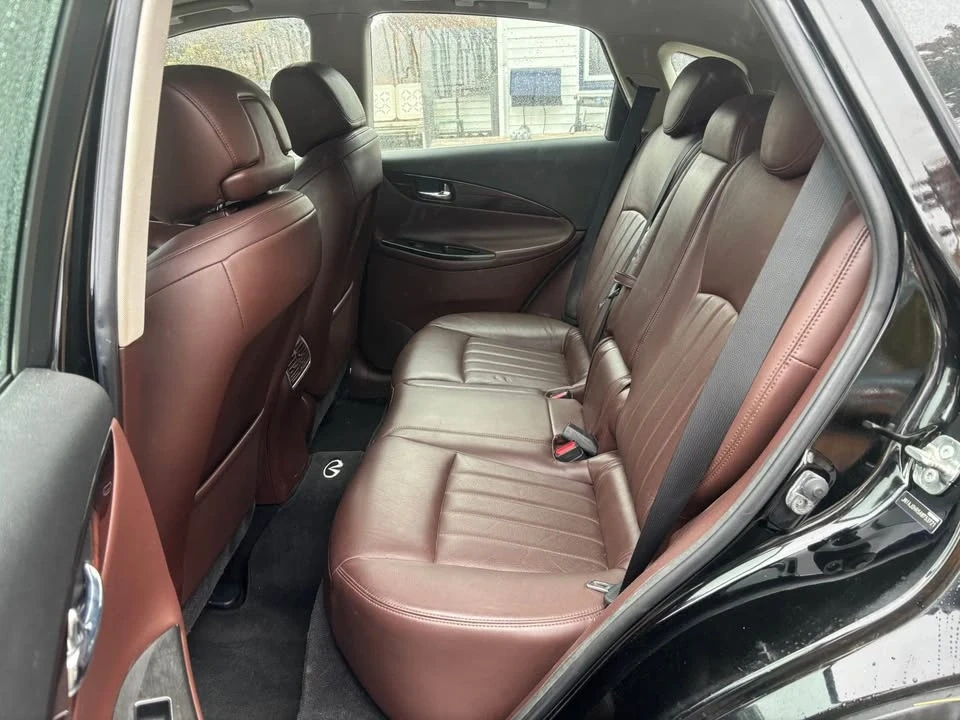 2011 Infiniti QX30 - Image 16 of 20