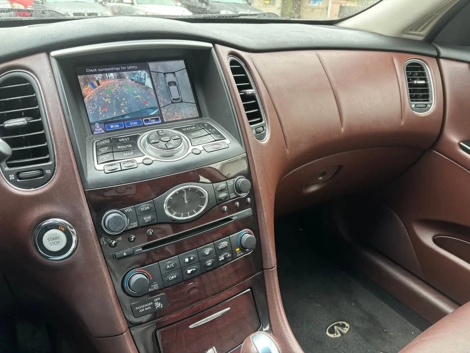2011 Infiniti QX30 - Image 18 of 20