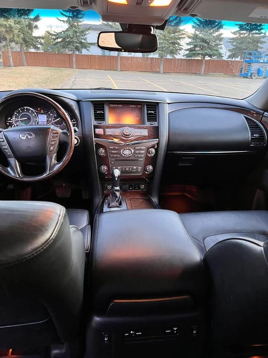 2011 Infiniti QX80 - Image 5 of 14
