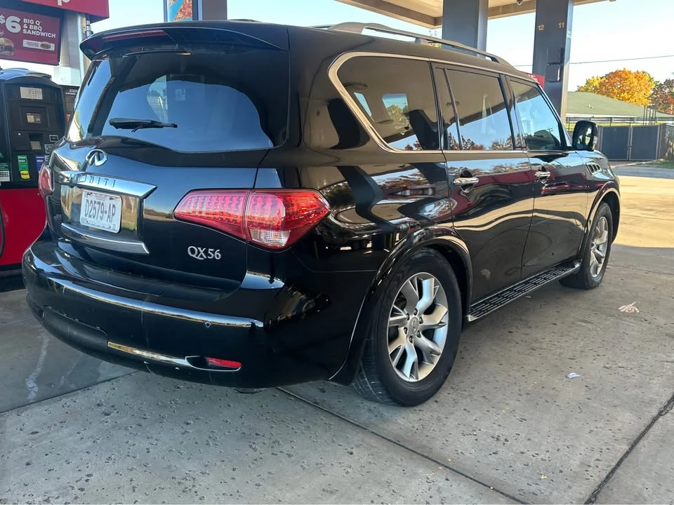 2011 Infiniti QX80 - Image 3 of 12