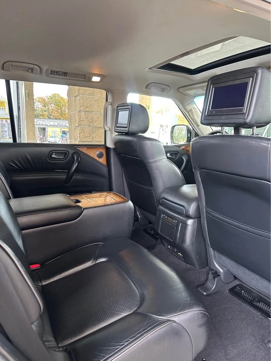 2011 Infiniti QX80 - Image 5 of 11
