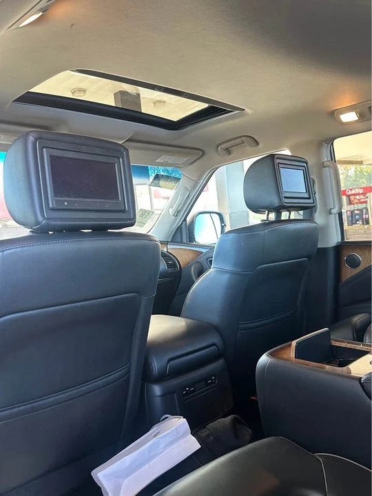 2011 Infiniti QX80 - Image 7 of 12