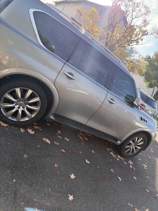 2011 Infiniti QX80 - Image 2 of 9