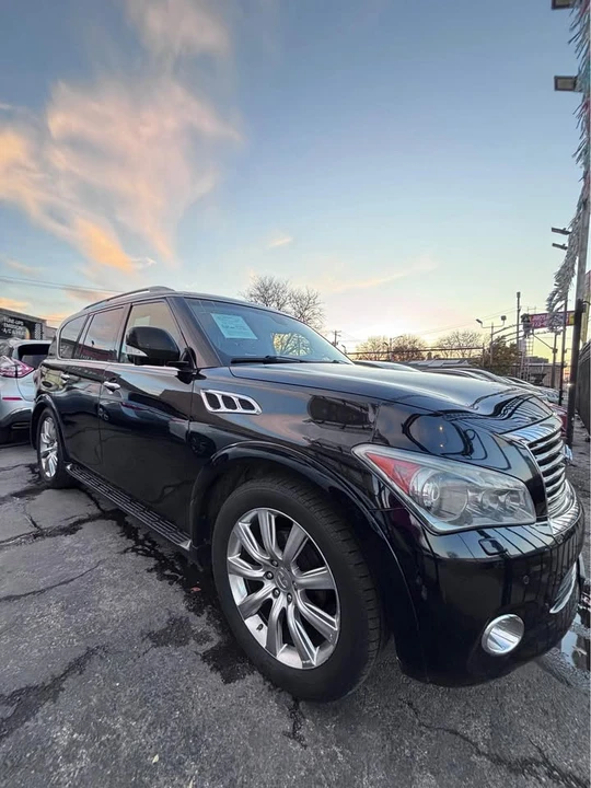 2011 Infiniti QX80 - Image 2 of 6